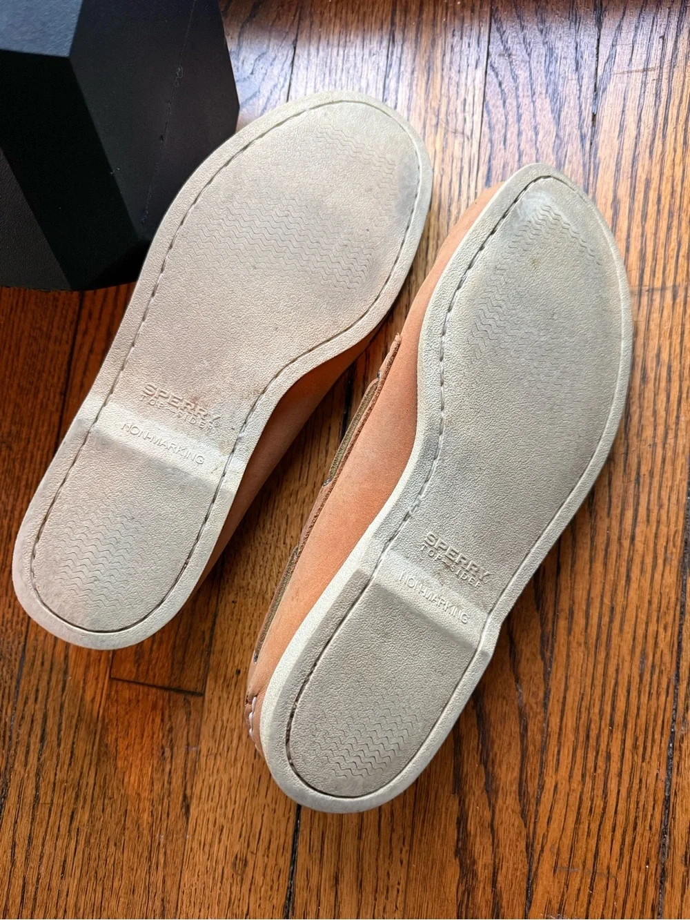 Sperry Top-Sider Men’s 11 M Tan Leather 2-Eye Boat Shoes Loafers